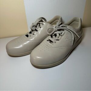 SAS Women's Sneakers in Light Beige